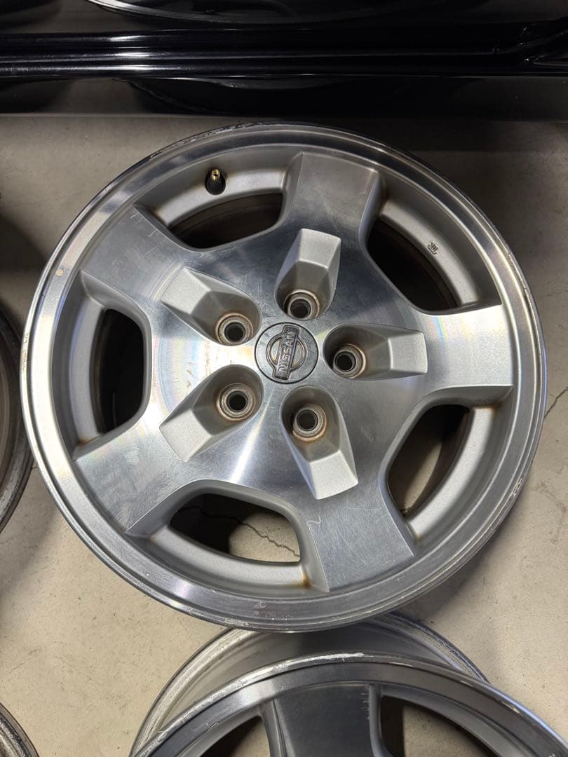 ニッサン レパード Y33 純正 アルミホイール