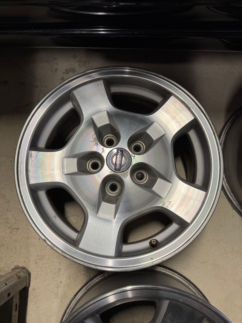 ニッサン レパード Y33 純正 アルミホイール