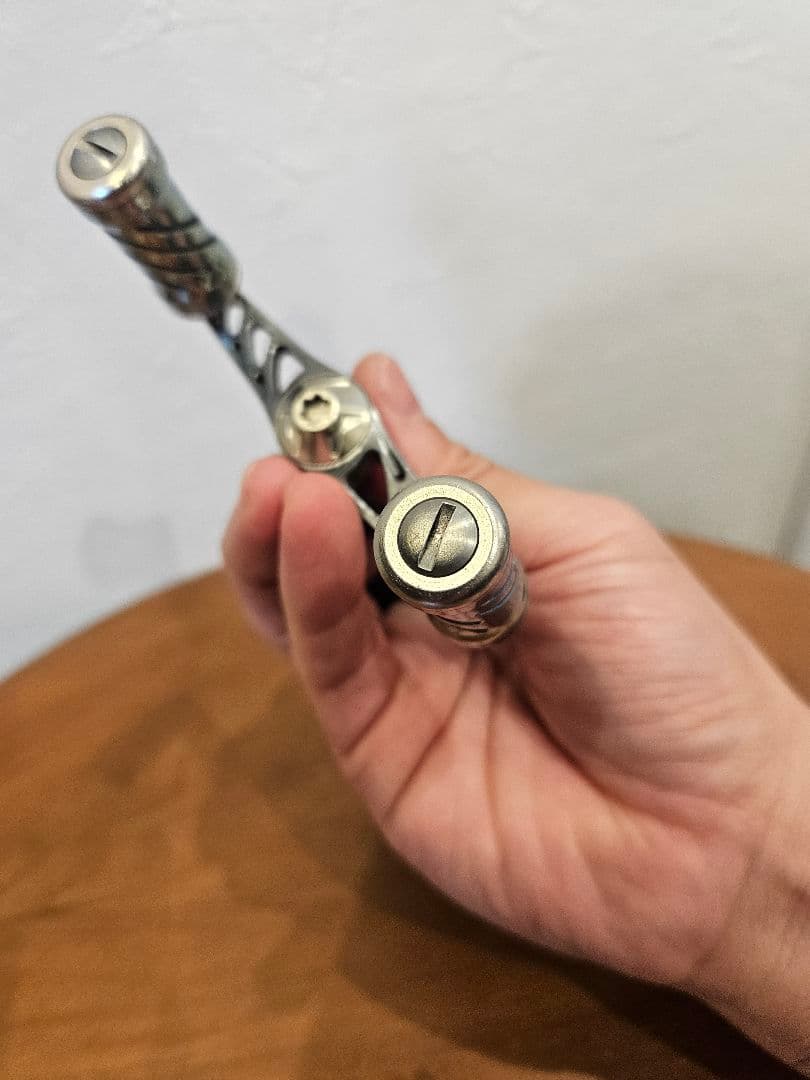 LIVRE アベントゥーラ80 リブレ　ダブルハンドル　S2　シマノ用