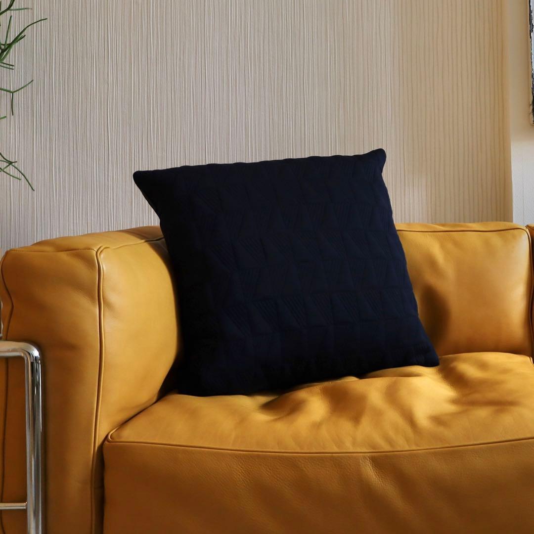 美品! Fritz Hansen AJクッション ミッドナイトブルー
