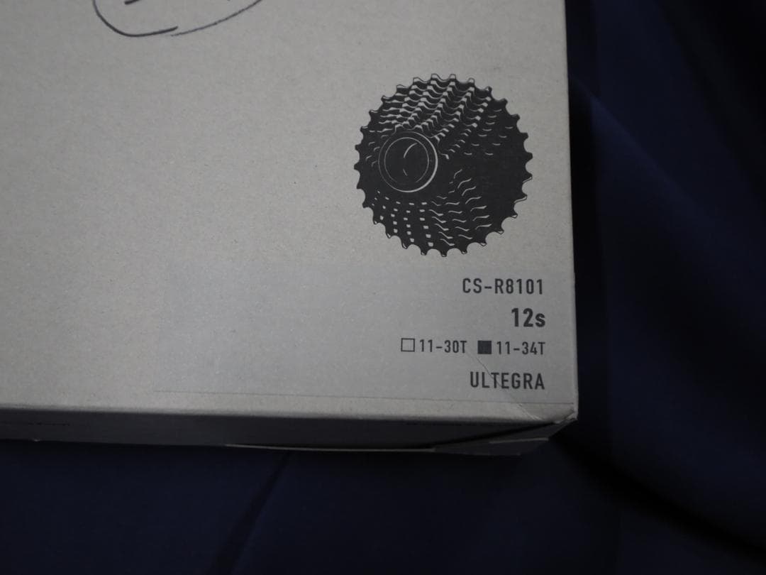 未使用 シマノ アルテグラ　R8101 11-34 スプロケ　１２速