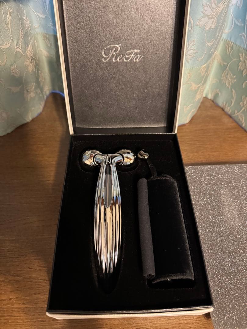 新品未使用 ReFa CARAT RAY FACE (リファカラットレイフェイス