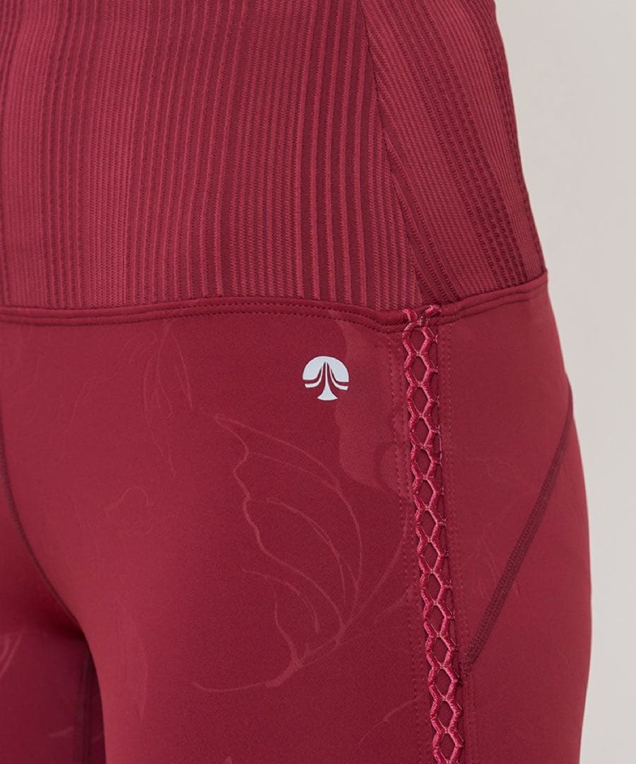 LAVA❤️新品未使用❤️【SUKALA】エンボスリーフレギンスS