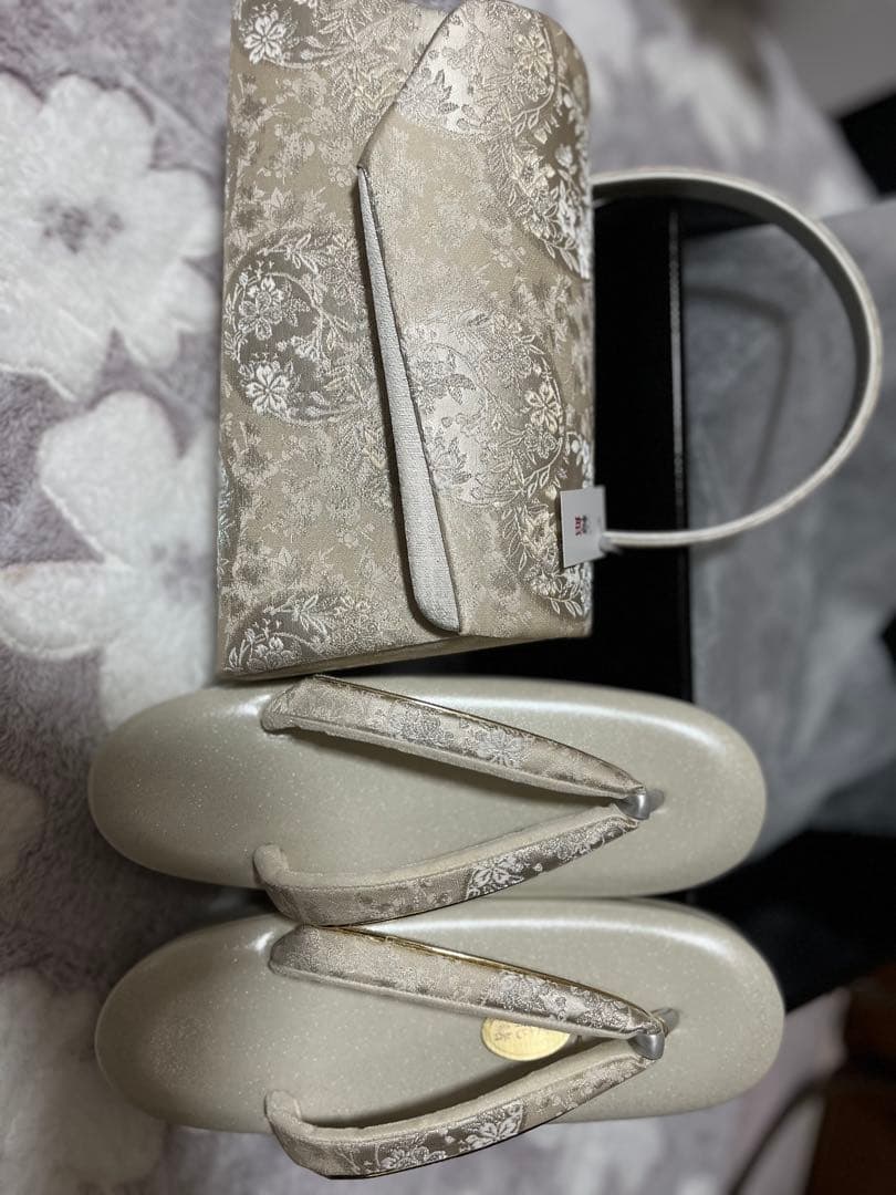 期間限定お値下げ！正絹帯地の一輪館の礼装用草履・バッグセット