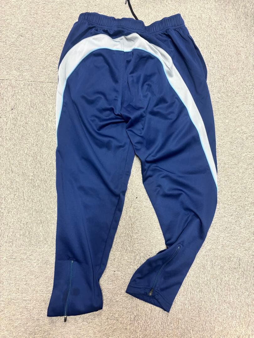 ATHLETA トレーニングウェア 聖和学園