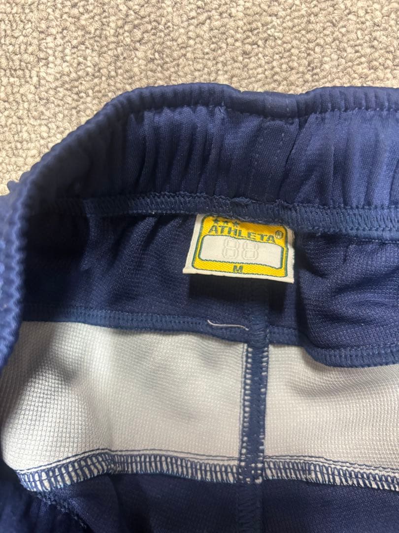 ATHLETA トレーニングウェア 聖和学園