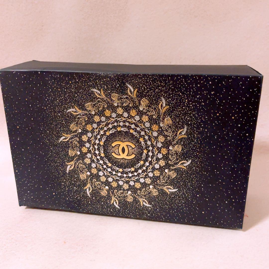 gp☆未使用☆ シャネル 2025 ホリデー リップアンドネイルケアセット