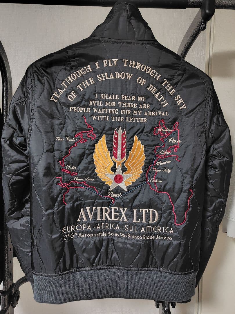 AVIREX ブラック MA-1 フライトジャケット　Мサイズ