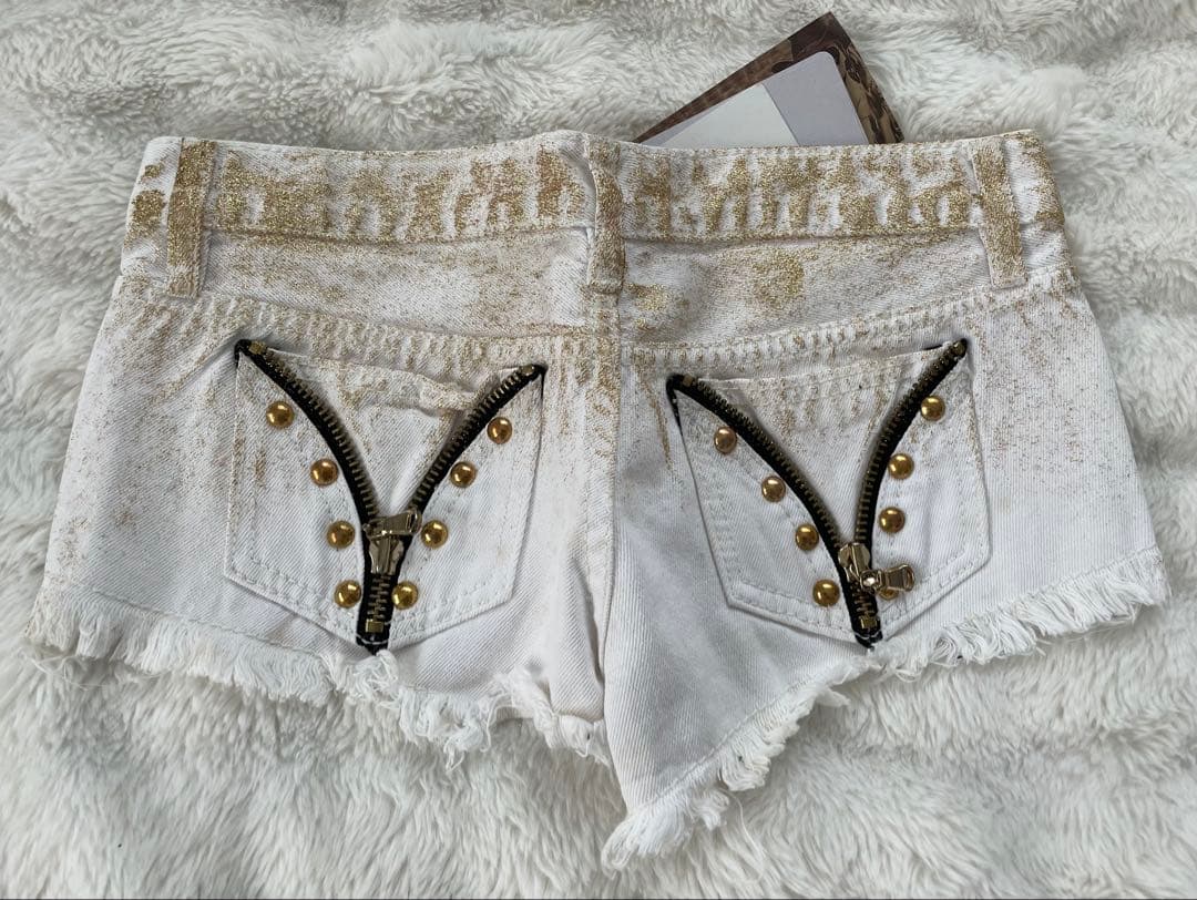 d.i.a ショーパン