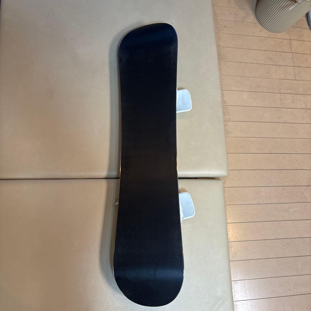 金4000円❗️子供用ボード ビンディング付き108センチ❗️現物確認引き取りのみ！
