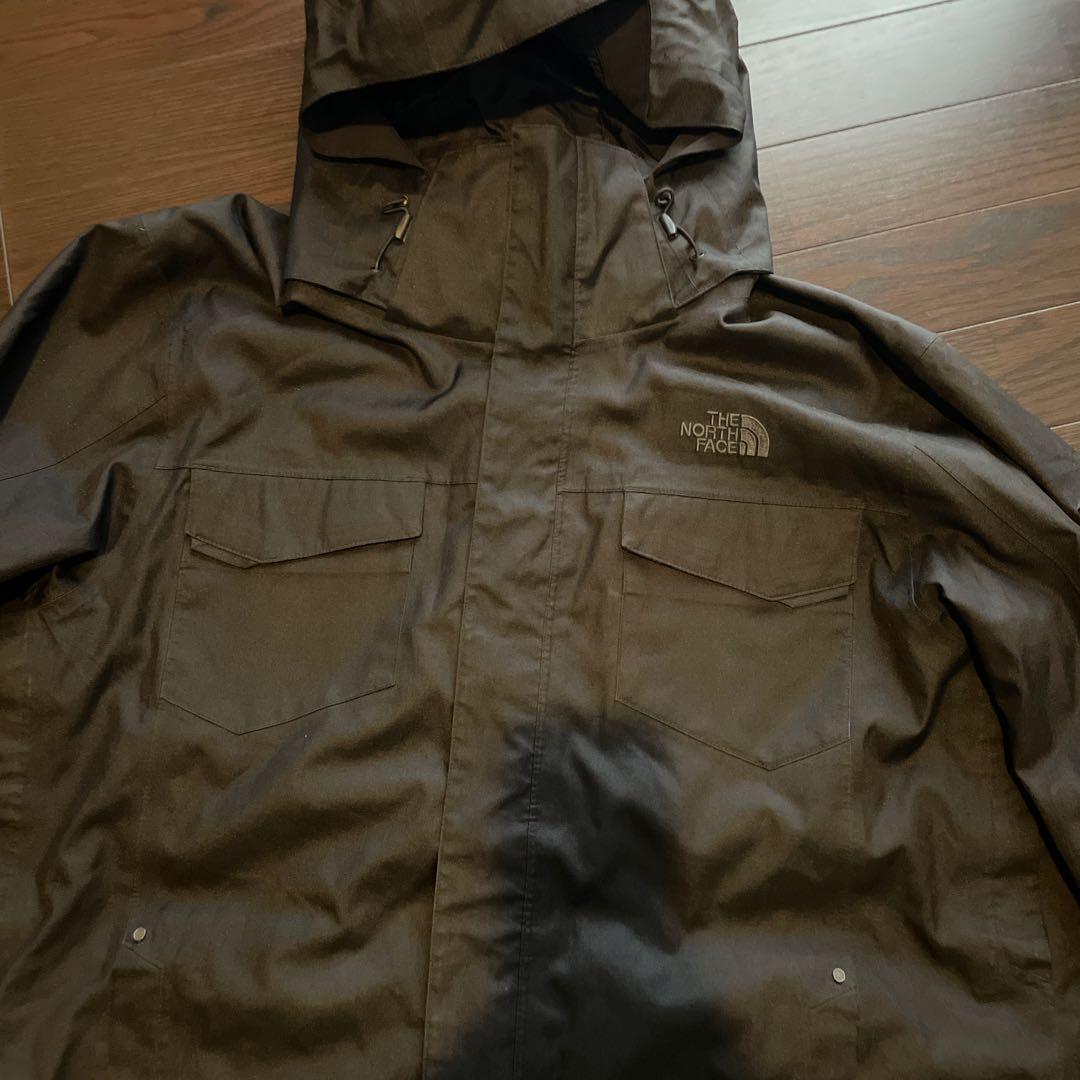 ノースフェイス スキー　スノーボード　ウェア