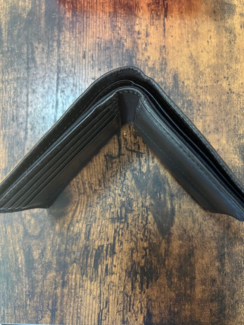 DIESEL ブラック 二つ折り財布【値下しました！早い者勝ちです！】