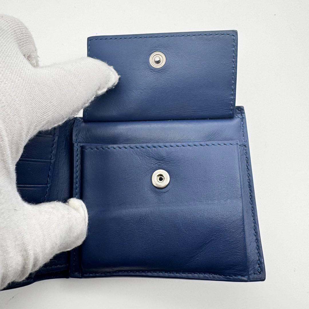 極美品✨RFID ボッテガヴェネタ　二つ折り財布　マキシイントレ　ネイビー