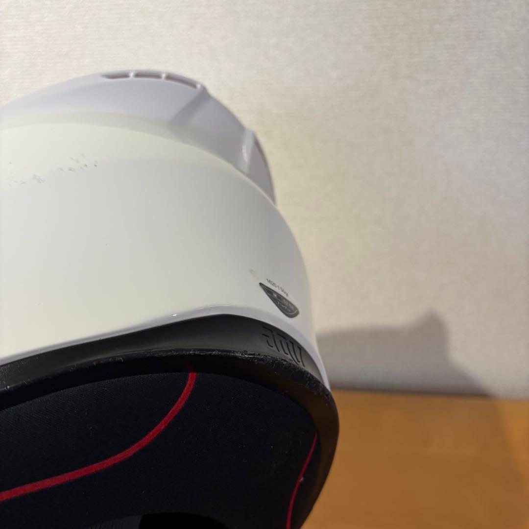 AGV K1 ホワイト　Mサイズ