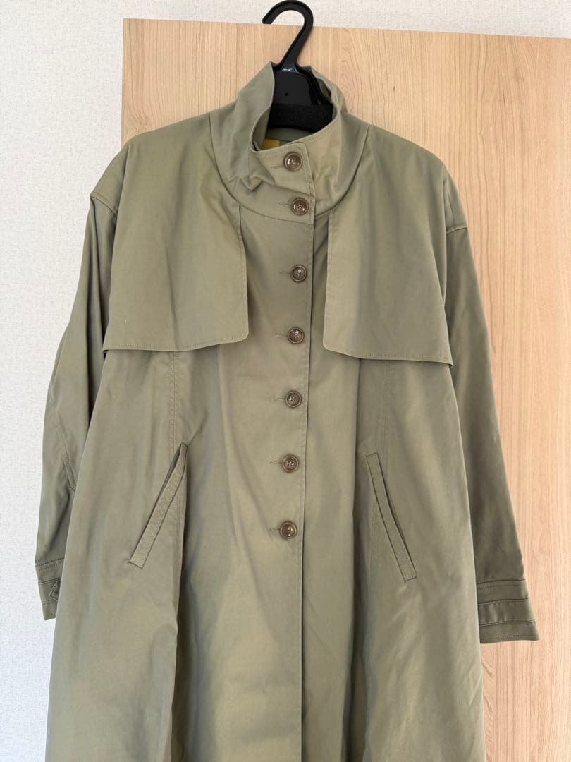 カベサロッソ caveza rosso バイカラースタンドカラーコート