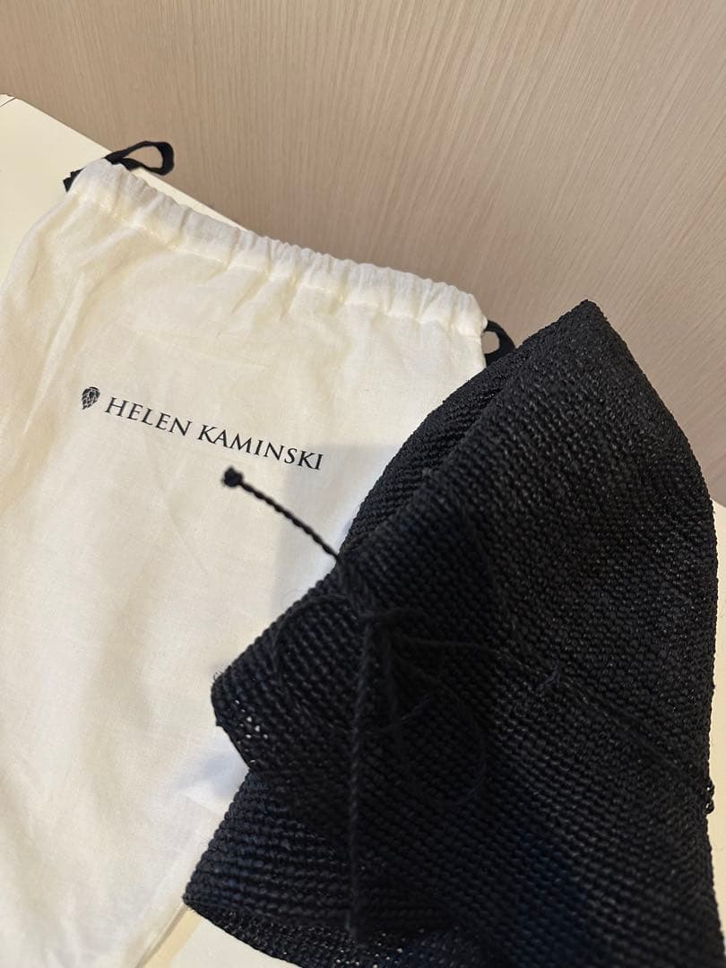 ［美品］HELEN KAMINSKI 黒 バケットハット