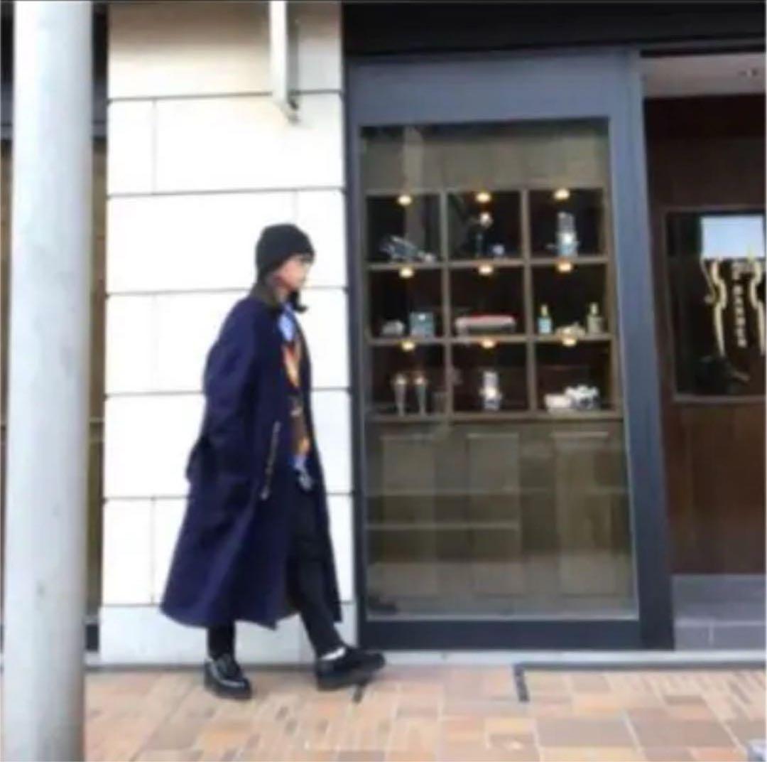 Burberry ガウンコートネイビー チェック柄裏地