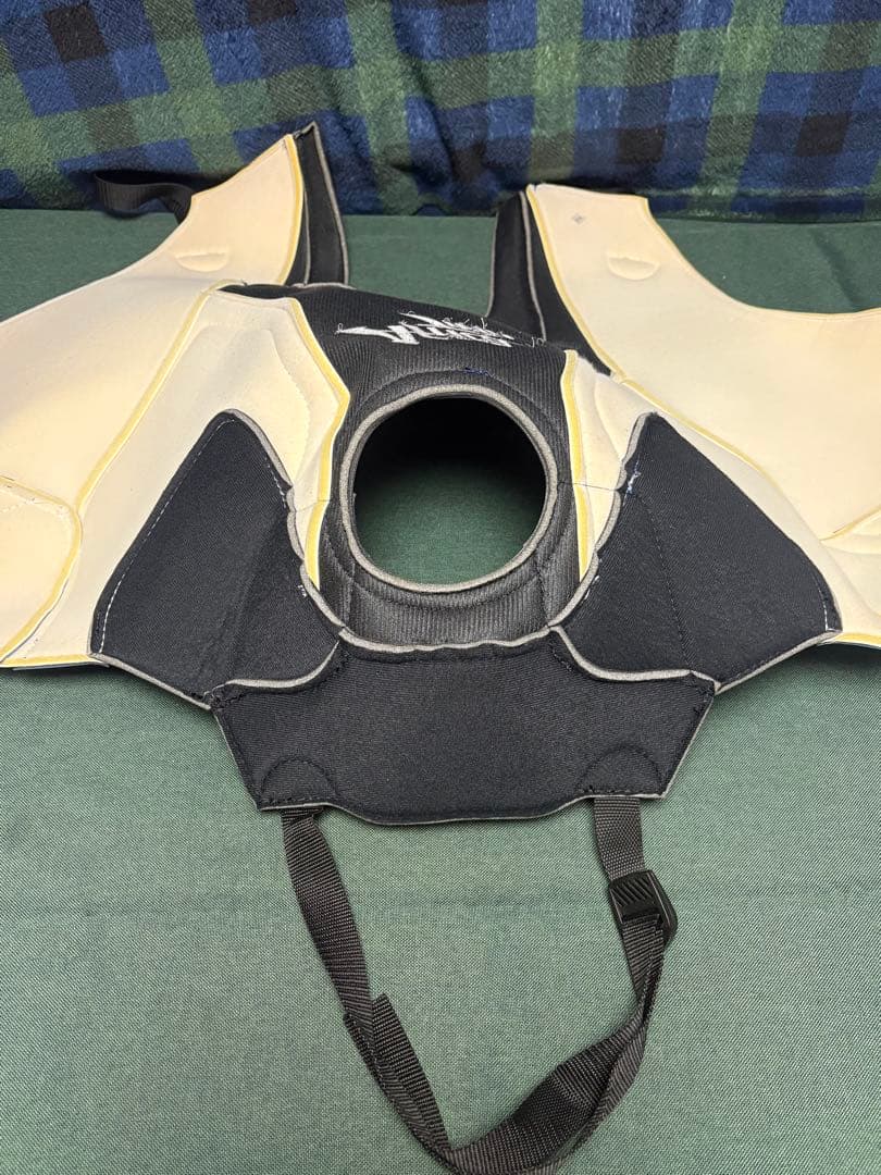 バグスター製タンクカバーアフリカツイン1100用