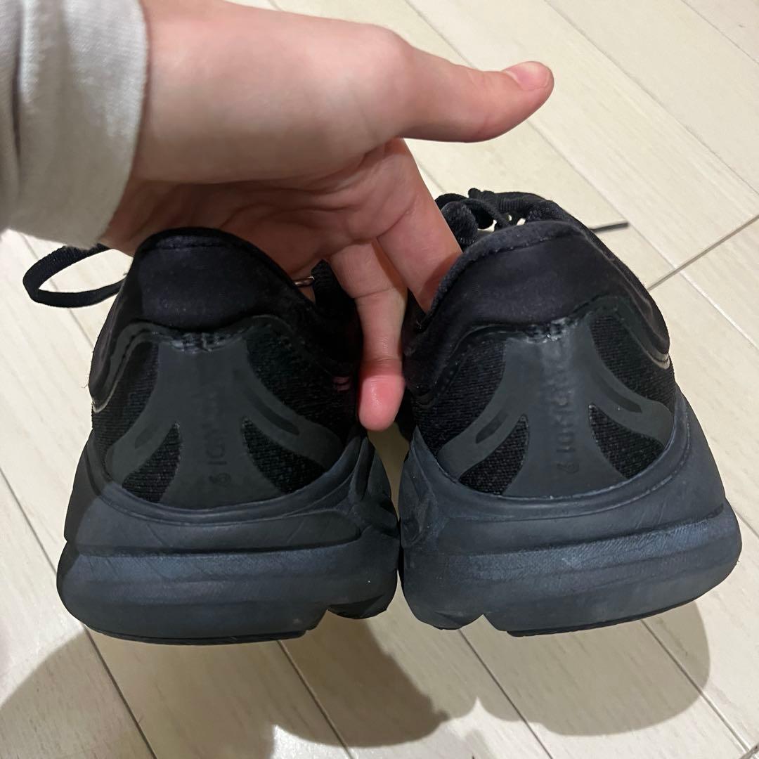 ホカオネオネ　HOKA BONDI9 ボンダイ9 スニーカー　厚底　24cm 黒