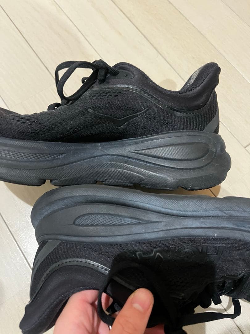 ホカオネオネ　HOKA BONDI9 ボンダイ9 スニーカー　厚底　24cm 黒