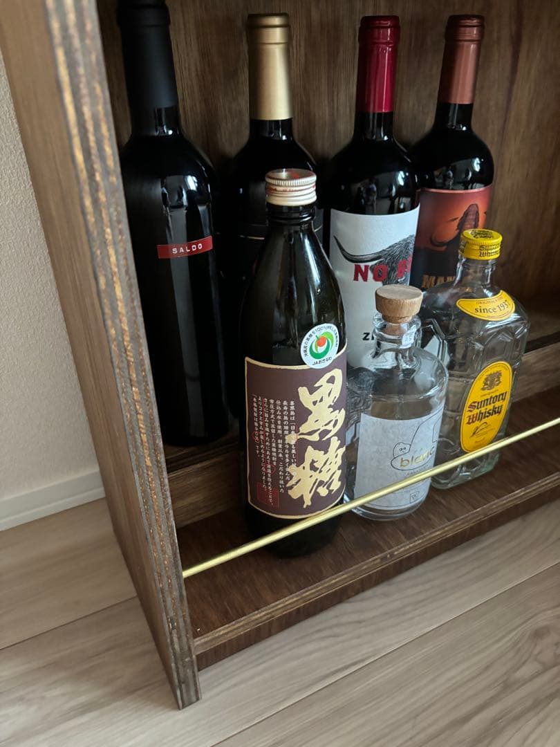 バーシェルフ（ウイスキーラック）W653 D215 H870