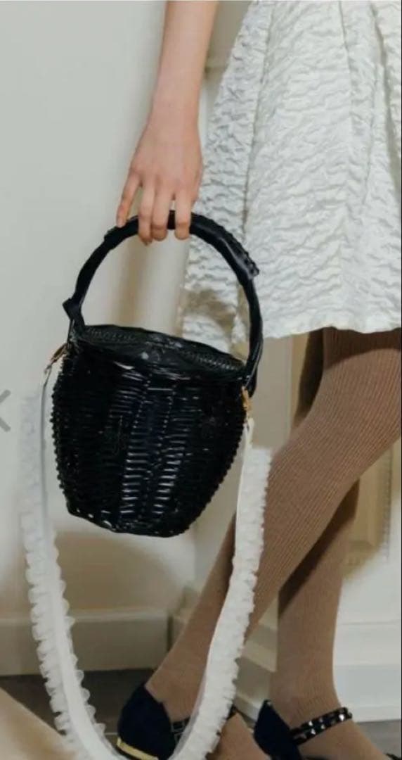 Bibiy ブラック かごバッグ