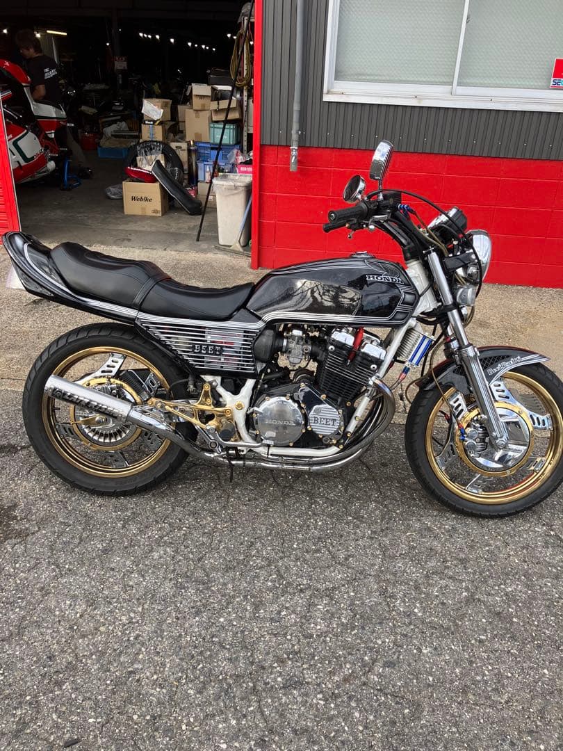 R*u様 CBX400F 550F 激鳴き　LATE RISER