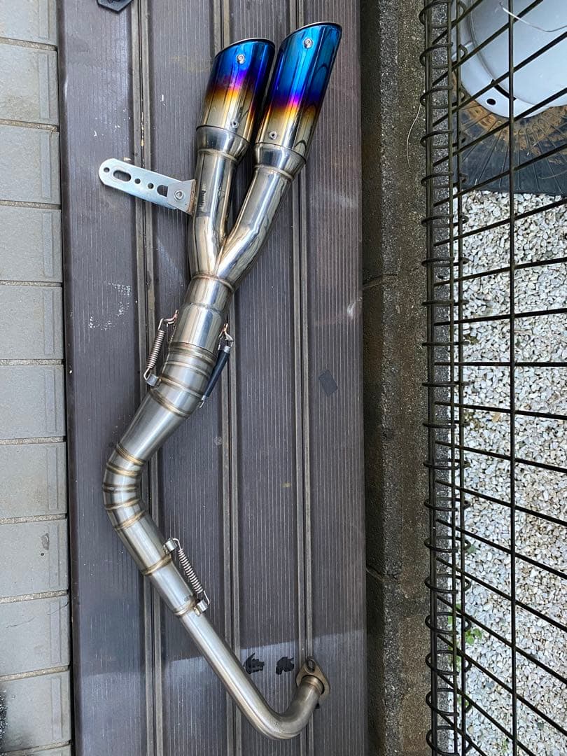 ヤマハ　NMAX125 マフラー　デュアル