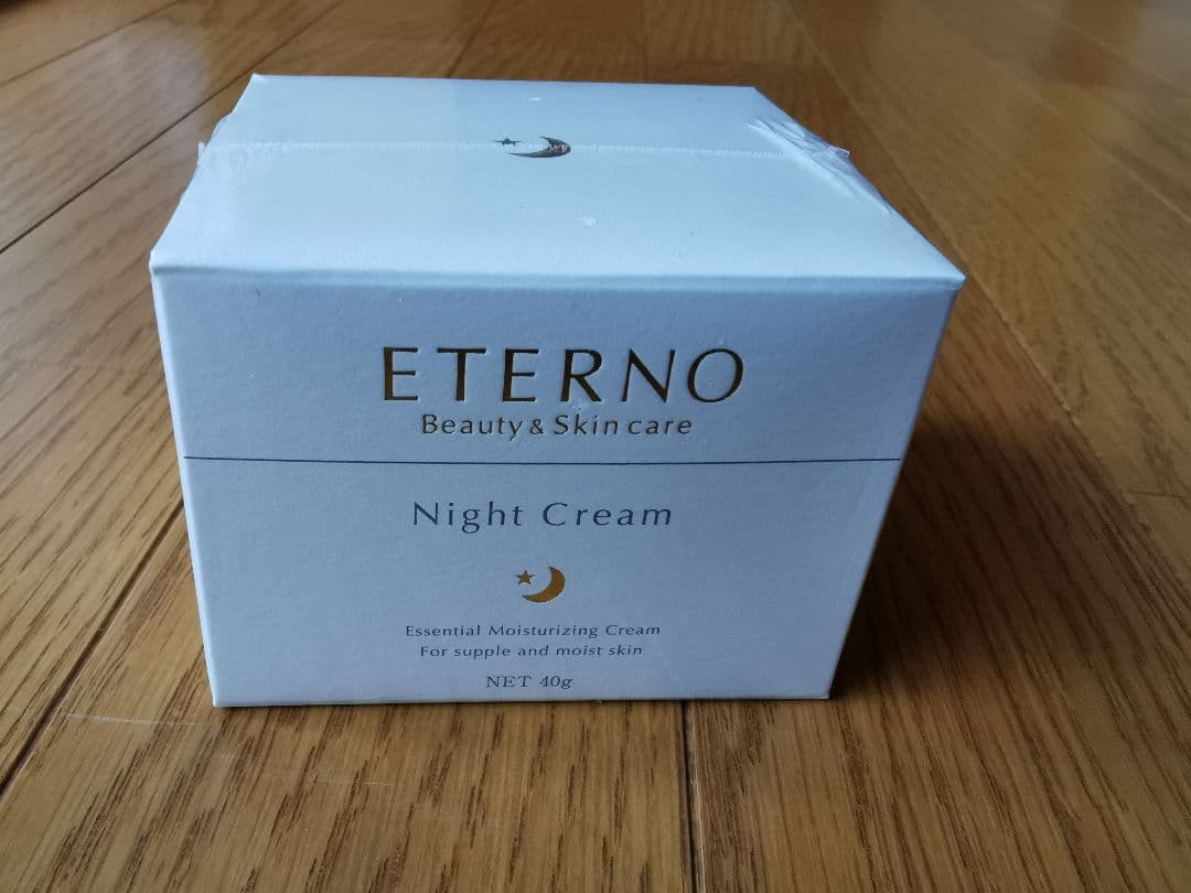 【４個セット】エテルノナイトクリームプレミアム 40g
