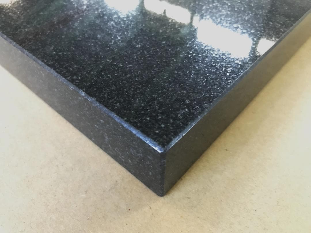 高級 天然黒御影石 オーディオボード●400×300×22●5面磨き　送料無料