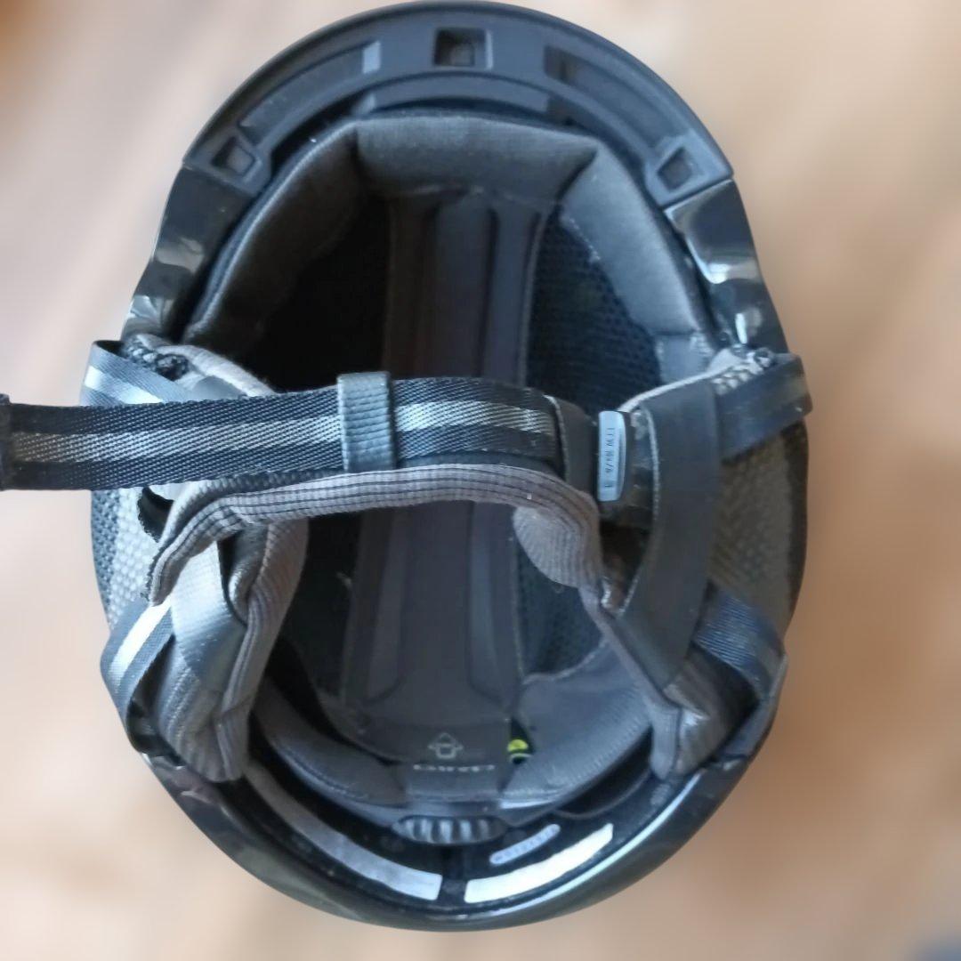 Giro ヘルメットとゴーグルセット