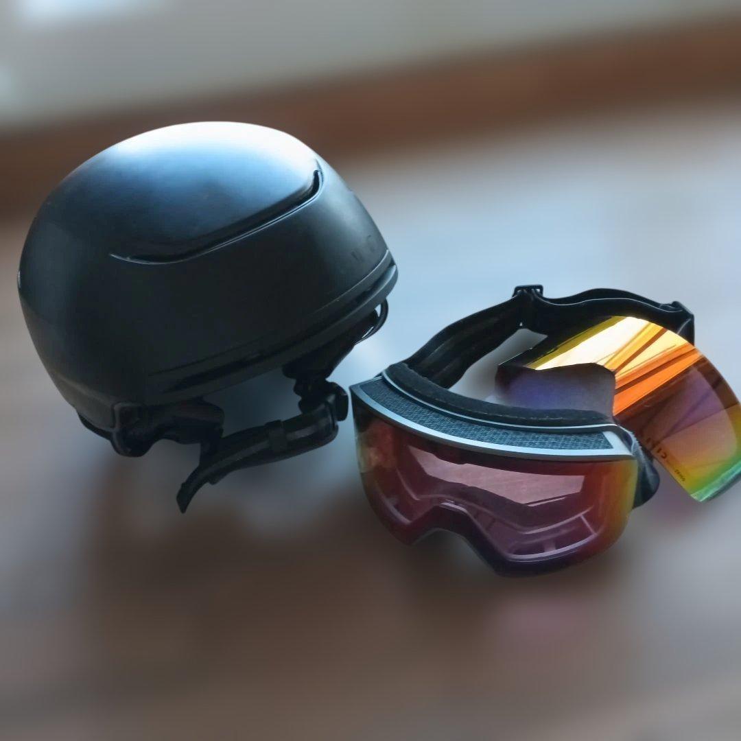 Giro ヘルメットとゴーグルセット