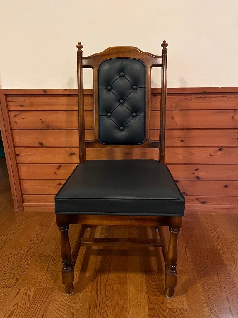 【カリモク】クラシックスタイル ダイニングチェア　1脚