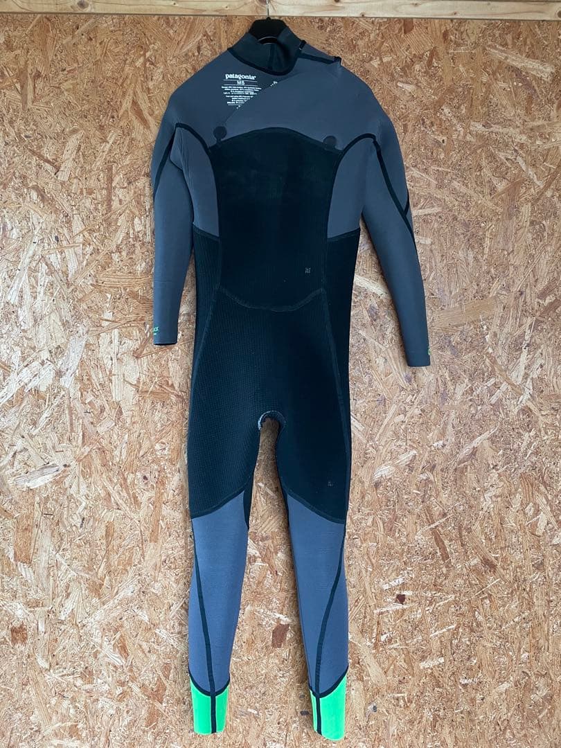 patagonia メンズMS・R2 ・フロントジップ・フルスーツ