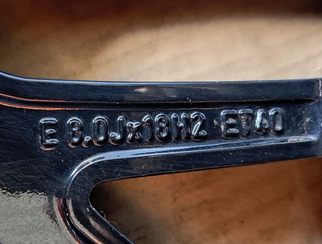 t.m様Audi純正ホイール 18インチホイール5H112 ET+40