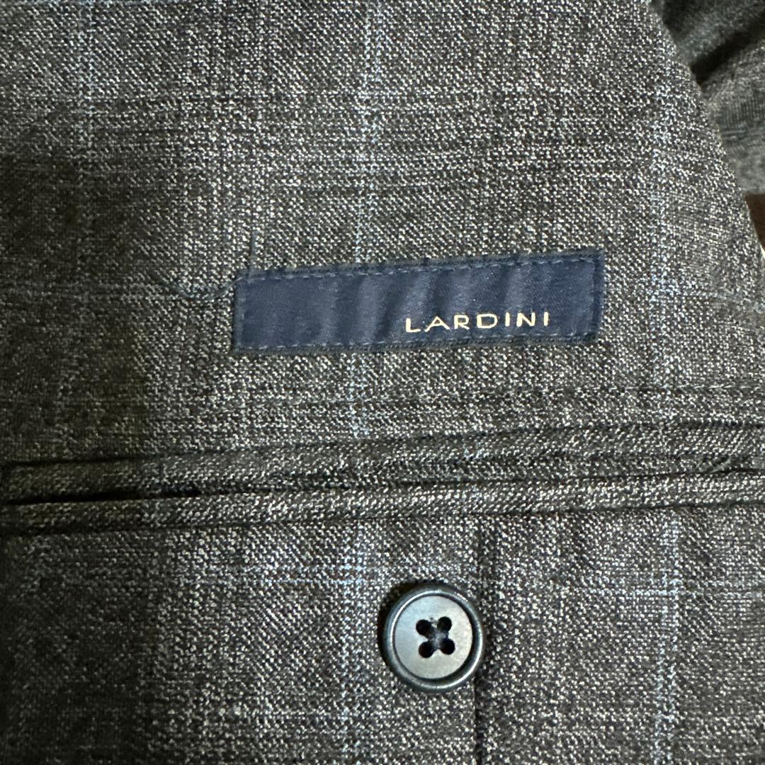 【お値引き中】LARDINI. スーツ