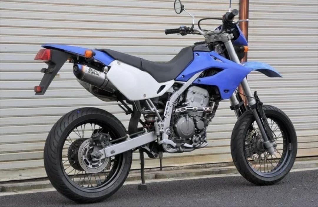 スリップオンマフラー異形サイレンサーブルーKLX125マフラー