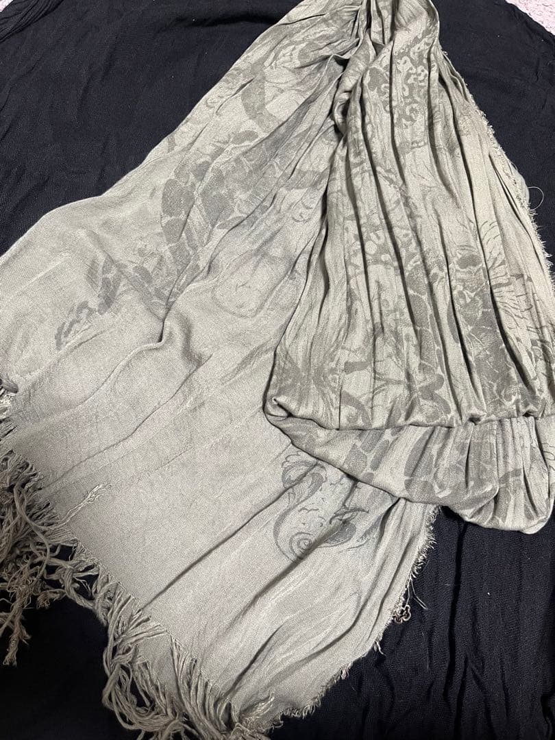 14th addiction ストール　タグのネジが片方なし