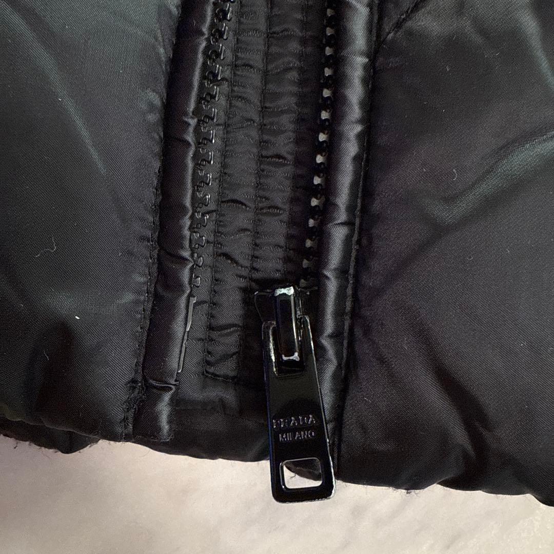 PRADA ブラック キルティングダウンベスト サイズ38