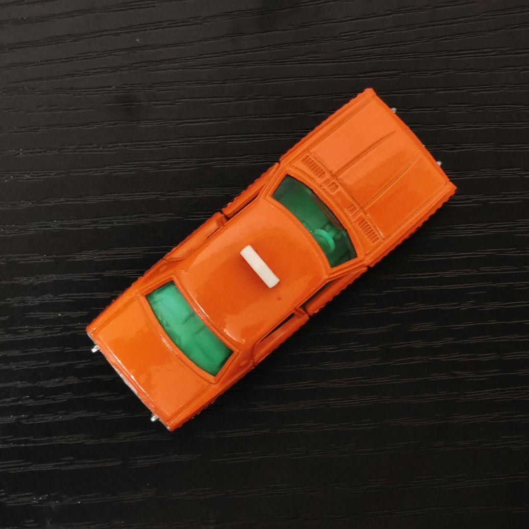 TOMICA　トミカ　日産セドリック　タクシー　箱付き