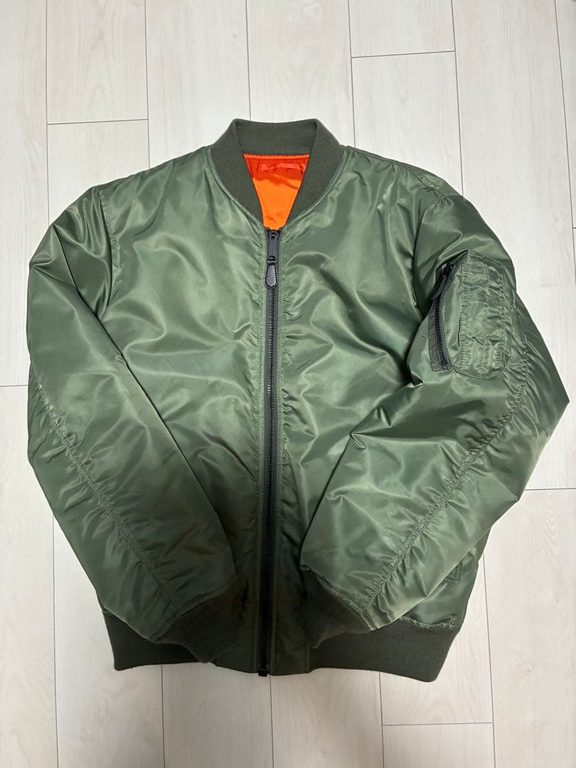 ジャケット・アウター AVIREX MA-1 COMMERCIAL