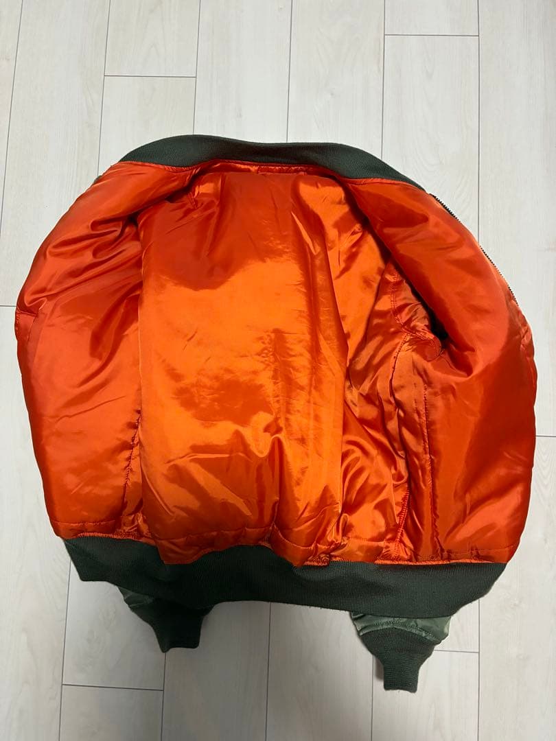 ジャケット・アウター AVIREX MA-1 COMMERCIAL