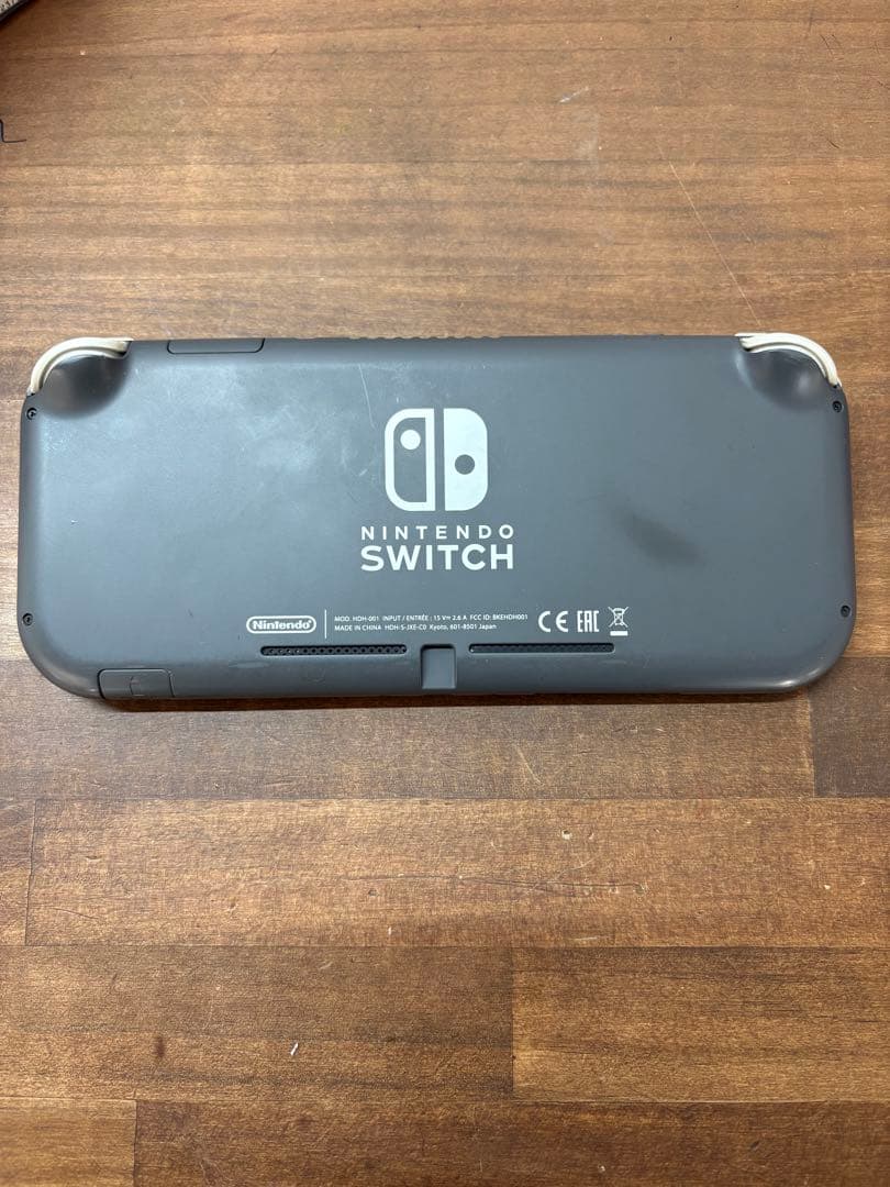 任天堂SwitchLight スイッチライト