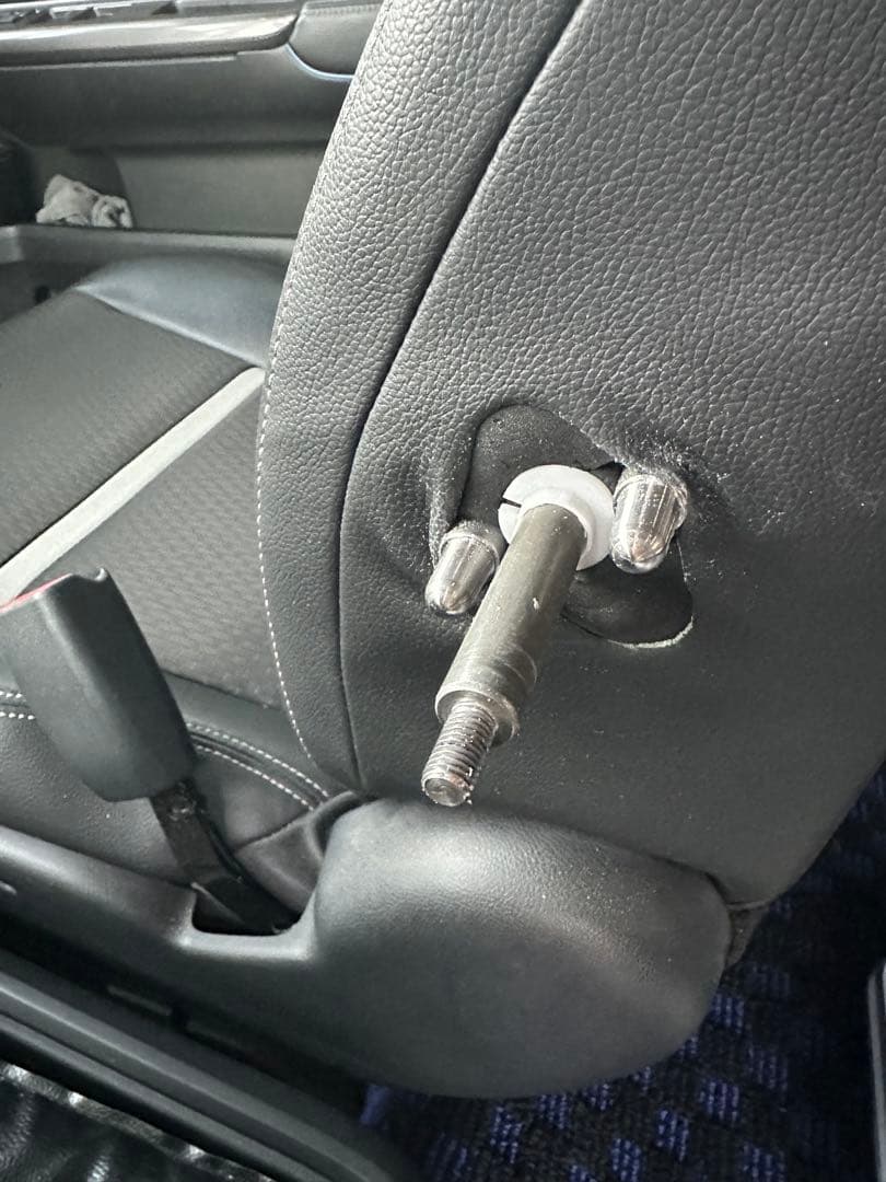 ステップワゴンRPに。N-WGLアームレスト