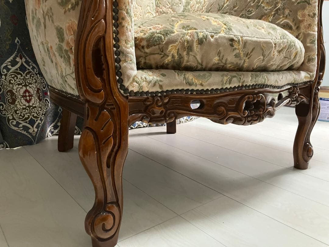 新年SALE～1/5迄☆ロココ調☆アンティークソファ☆どっしり重厚感