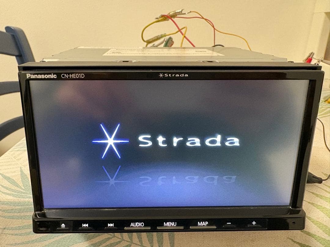 ★ストラーダPanasonicカーナビCN-HE01D ★地図データ2021年