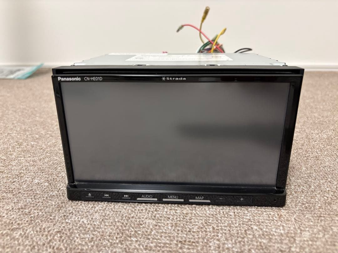 ★ストラーダPanasonicカーナビCN-HE01D ★地図データ2021年