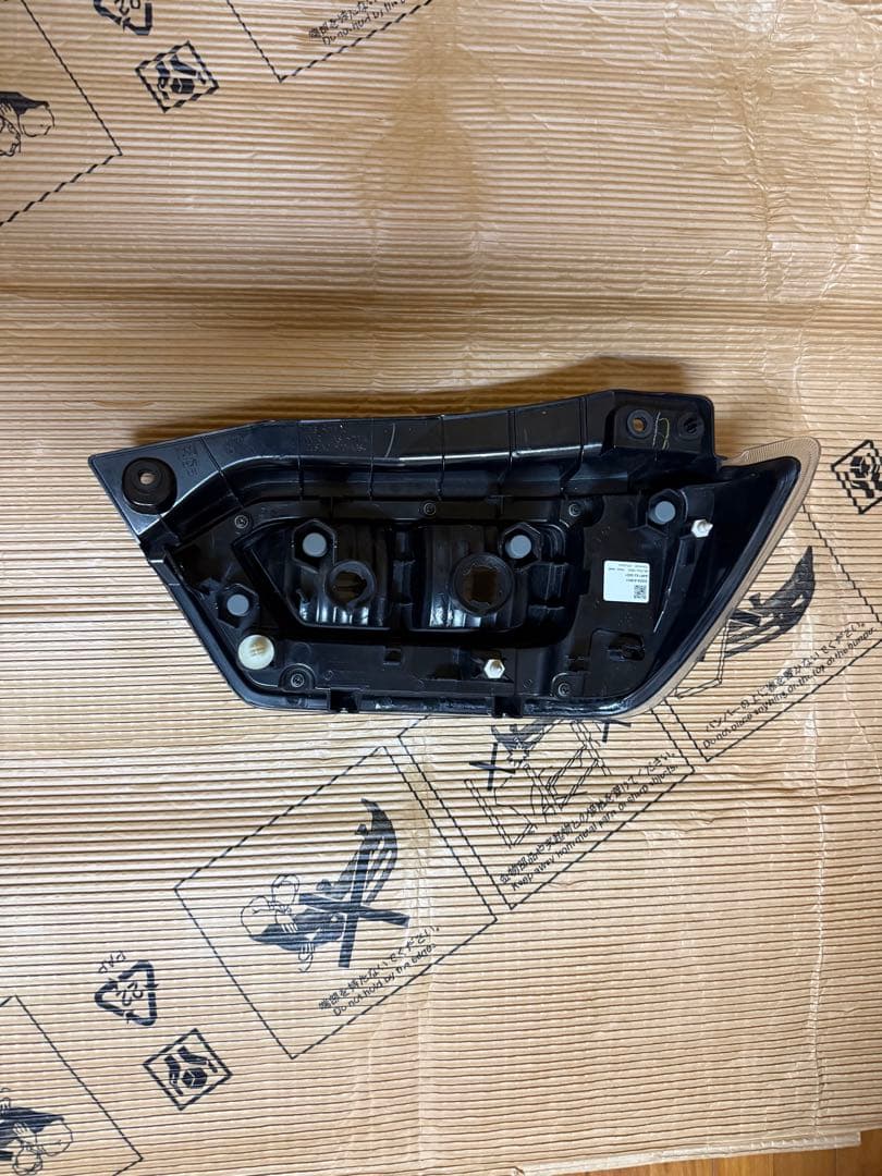 ワゴンR LEDテールランプ左