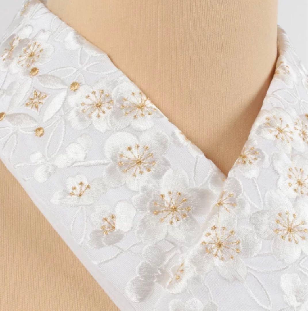 衿秀「き楽っく」専用替え衿 刺繍半襟白地 「白金七宝梅宝尽し」