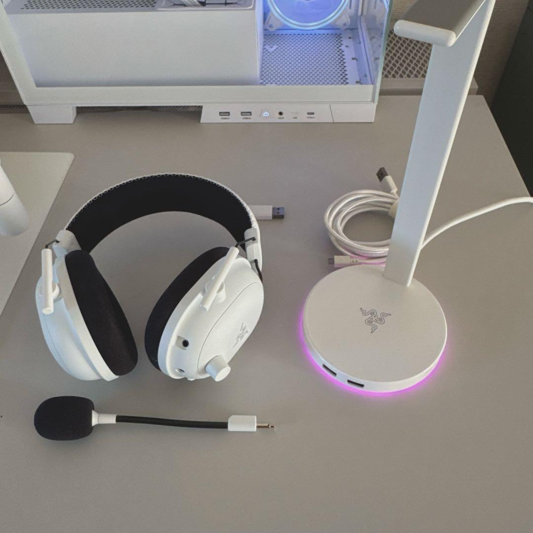 BLACKSharkv2 PRO ＆RAZER BASE V2 CHROMA